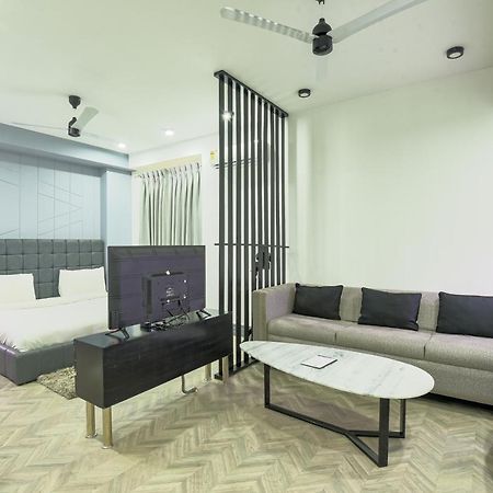 Bedchambers Serviced Apartments - Cyber City Gurgaon Bagian luar foto
