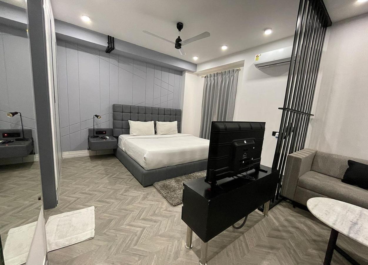 Bedchambers Serviced Apartments - Cyber City Gurgaon Bagian luar foto