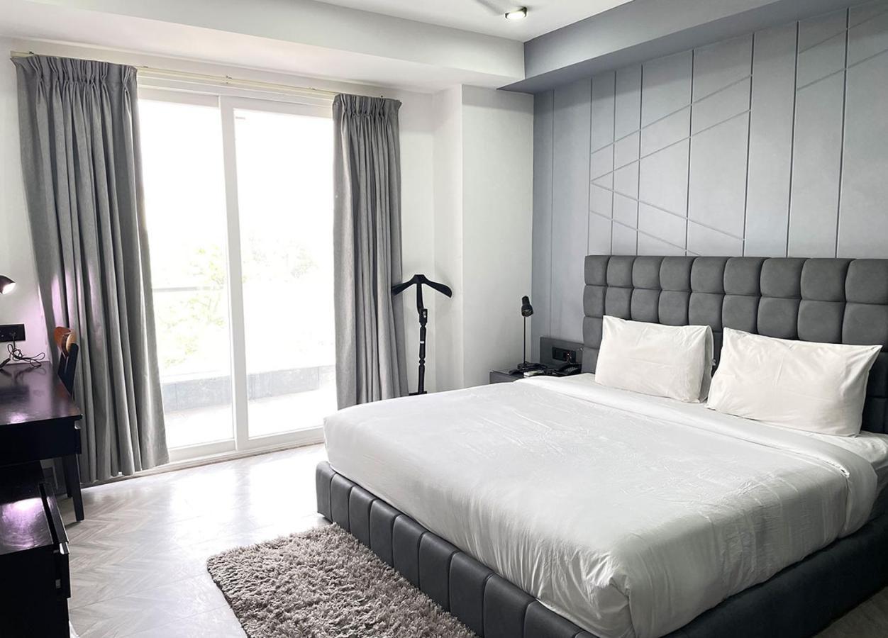 Bedchambers Serviced Apartments - Cyber City Gurgaon Bagian luar foto