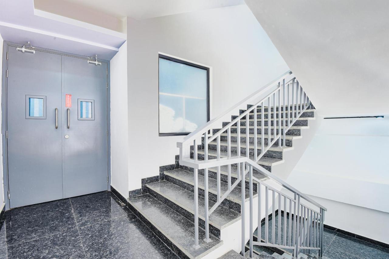 Bedchambers Serviced Apartments - Cyber City Gurgaon Bagian luar foto