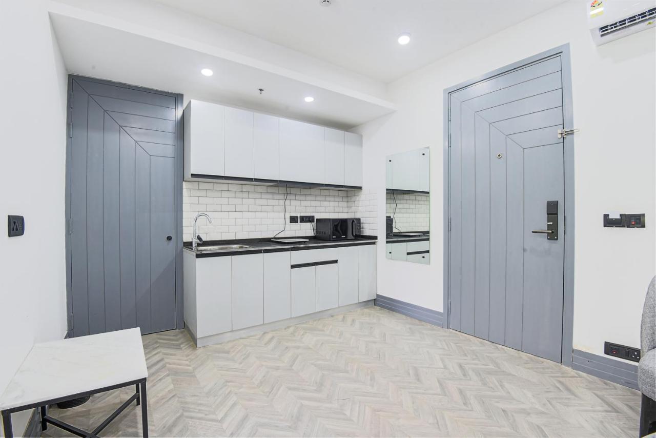 Bedchambers Serviced Apartments - Cyber City Gurgaon Bagian luar foto