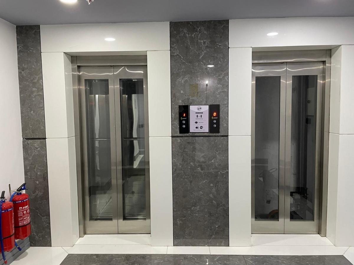 Bedchambers Serviced Apartments - Cyber City Gurgaon Bagian luar foto