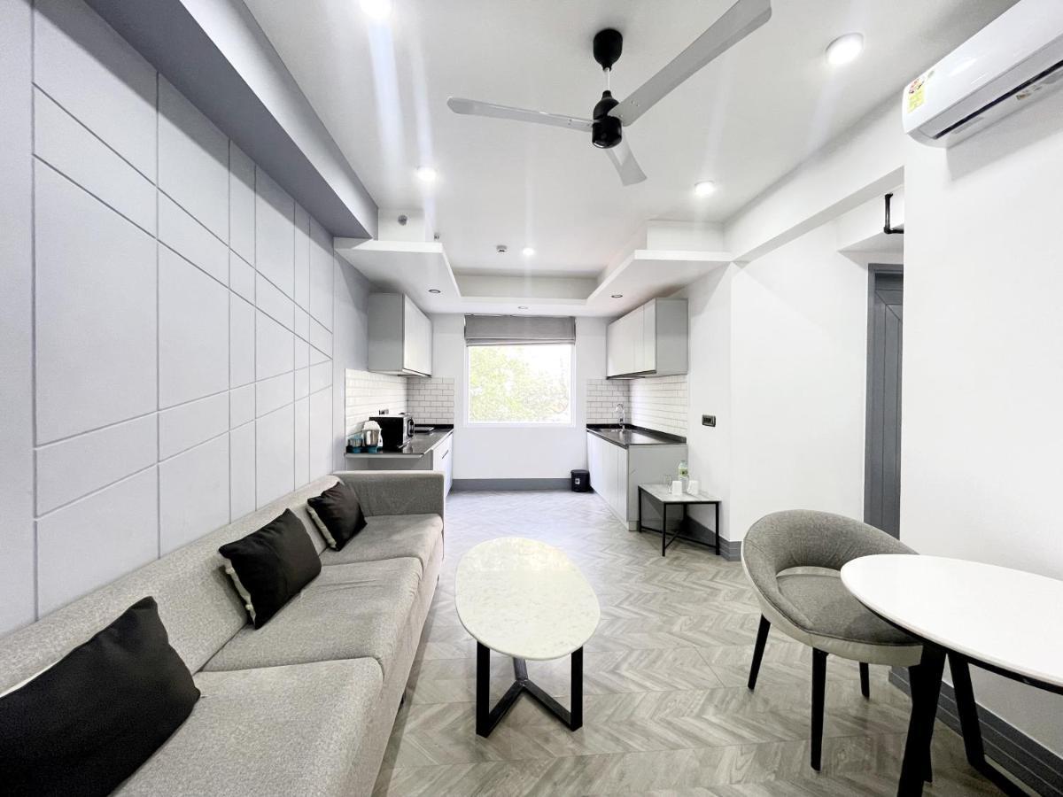 Bedchambers Serviced Apartments - Cyber City Gurgaon Bagian luar foto